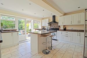 Kitchen- click for photo gallery